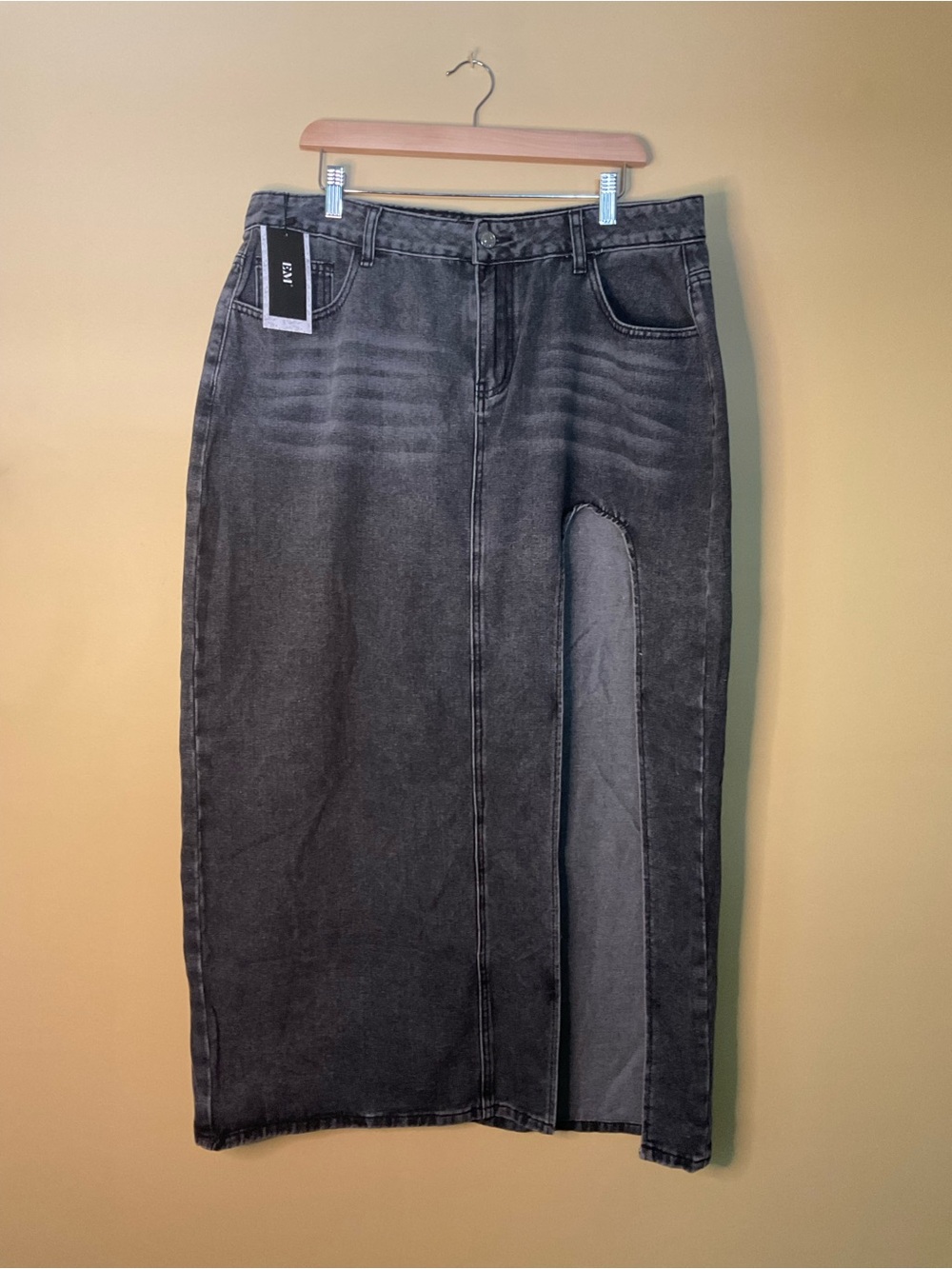 Women’s Gray Washed Denim Jean Skirt with Front Slit - NWT